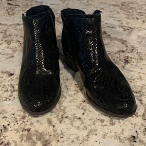 Lucky Brand Black Textured Ankle Boots